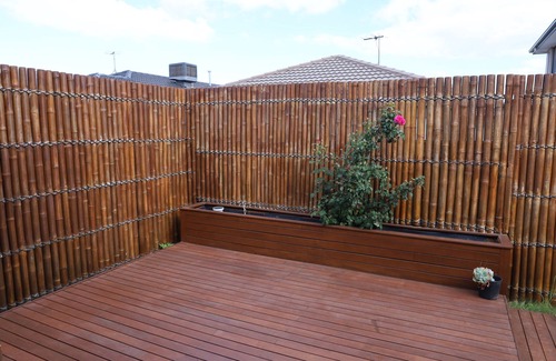 Wyndham Vale House | Homely 4 bedroom house with central cooling and WiFi in brilliant Wyndham.
