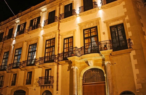 Castellammare Vucciria House | HomeMuseum