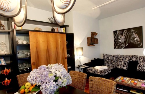 Malpica de Bergantinos Apartment | Homerez - 10 m away from the beach! Beautiful appartement for 6 ppl. at Malpica