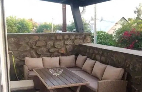 Trois-Bassins Apartment | Homerez - 100 m away from the beach! Nice appartement for 4 ppl. with jacuzzi