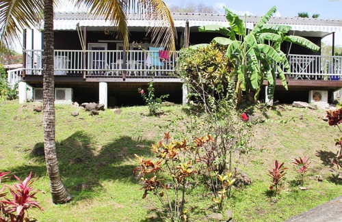 Bouillante House | Homerez - 150 m away from the beach! Beautiful bungalow for 4 ppl. at Bouillante