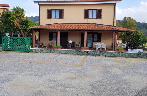 Contrada Difesa I Apartment | Homerez - 200 m away from the beach! Appartement for 4 ppl. at Pizzo Calabro