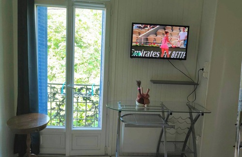 Neris-les-Bains Apartment | Homerez - Apartment in Néris-les-Bains