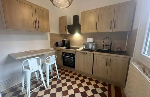 Moulins Apartment | Homerez - Apartment in Moulins