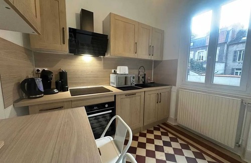 Moulins Apartment | Homerez - Apartment in Moulins