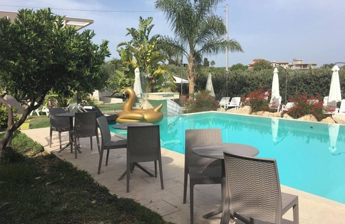 Pozzallo Apartment | Homerez - Apartment in Pozzallo