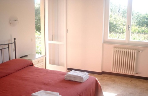 Villanova d'Albenga Apartment | Homerez - Appartement 7 km away from the beach for 6 ppl. at Villanova d'Albenga