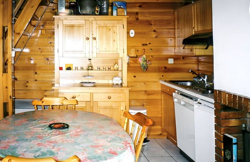 Sixt-Fer-a-Cheval Ski Chalet | Homerez - Chalet Sixt-Fer-à-Cheval, mountain view