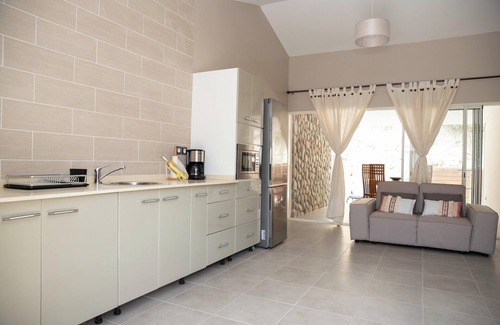 Sainte-Anne House | Homerez - Charming House in Sainte-Anne with Spa