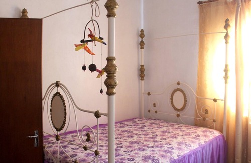 Vacoas-Phoenix House | Homerez - Charming House in Vacoas-Phoenix with Garden