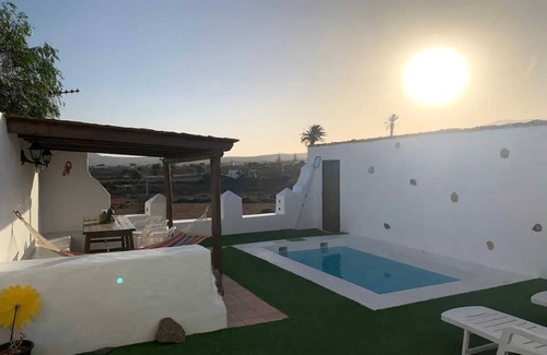 Antigua Villa | Homerez - Charming Villa in Antigua with private pool