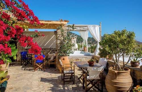 Anatoli House | Homerez - Comfortable house with sea view in Anatoli + jacuzzi
