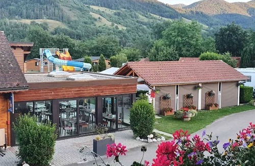 Ranspach Ski Chalet | Homerez - Cosy Chalet in Ranspach