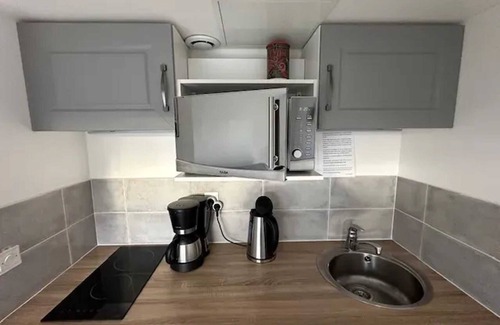 Vienne Apartment | Homerez - Cozy Apartment in Vienne of 30 m²