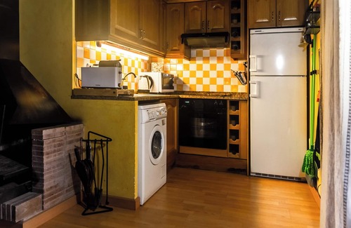Incles Apartment | Homerez - El Tarter apt, mountain view