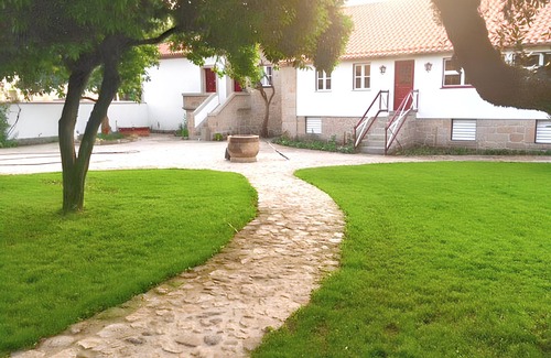 Fatauncos House | Homerez - Family House with Mountain View in Vouzela