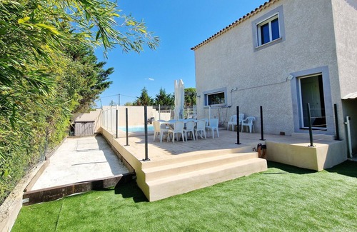 Saint-Privat-des-Vieux Villa | Homerez - Villa With swimming pool
