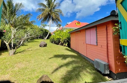 Sainte-Rose House | Homerez - House for 2 ppl. with shared pool, garden and terrace at Sainte-Rose