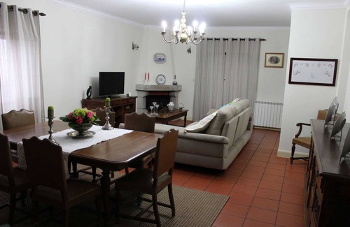 Paredes de Coura House | Homerez - House for 4 ppl. with swimming-pool and terrace at Paredes de Coura