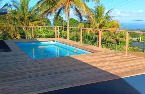 Sainte-Rose Villa | Homerez - Modern Villa Sainte-Rose