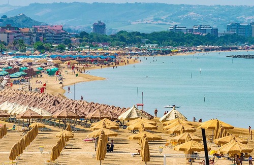 Pineta Apartment | Homerez - Nice appartement for 6 ppl. at Pescara