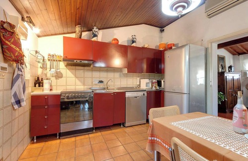 Oltrarno Villa | Homerez - Peaceful Villa in Firenze with private pool
