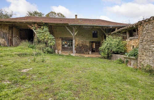 Gavaudun House | Homerez - Spacious and Comfortable House in Gavaudun