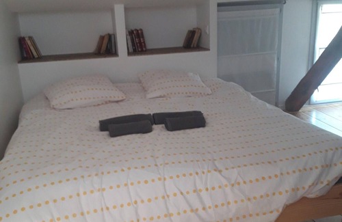Saubrigues House | Homerez - Spacious House with Pool in Saubrigues