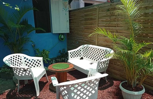 Centre-Ville House | Homerez - Studio terrace, Saint-Pierre