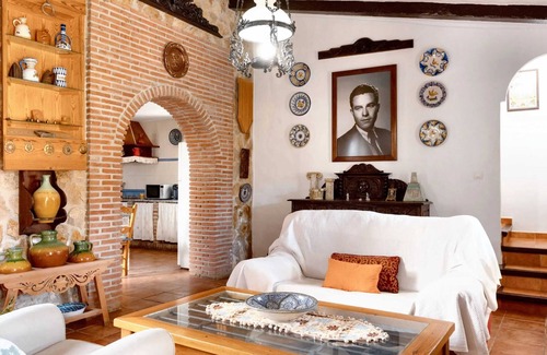 Alora Villa | Homerez - Villa in Álora with pool