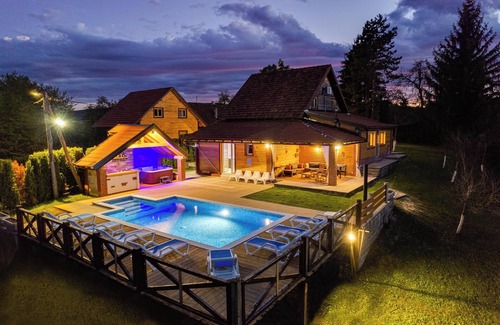 Gornje Dubrave Villa | Homerez - Villa in Gornje Dubrave