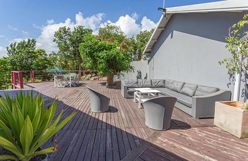 Sainte-Rose Villa | Homerez - Villa in Sainte-Rose