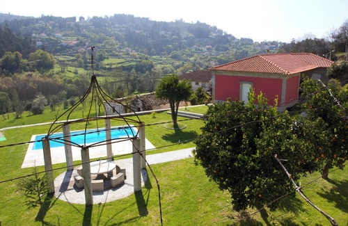 Guilhofrei Villa | Homerez - Villa in Sobradelo da Goma