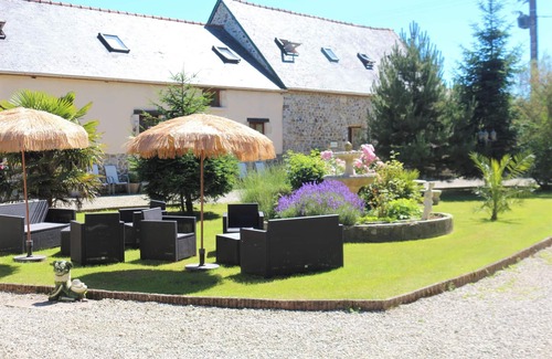 Nehou House | Homerez - Welcoming House in Néhou with Shared Pool