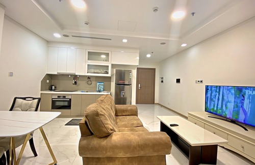 Hang Xanh Apartment | Homes by Christine Vinhomes Central Park