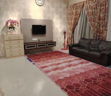 Rembia House | Homestay Adinda Siti Melaka, Paya Rumput Cheng