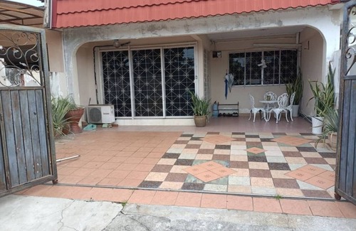 Sri Petaling House | Homestay Ustaz Kuala Loco