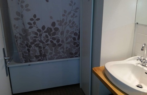 Vannes Hotel | Homestay Vannes center + parking