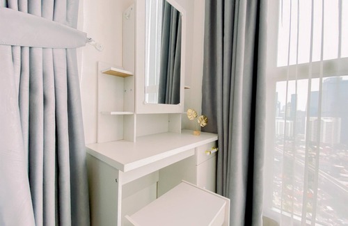 Semanggi Apartment | Homey and Warm 1BR at Ciputra World 2 Apartment