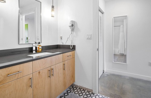 East Little Havana Apartment | HOMI l Little Havana Suites