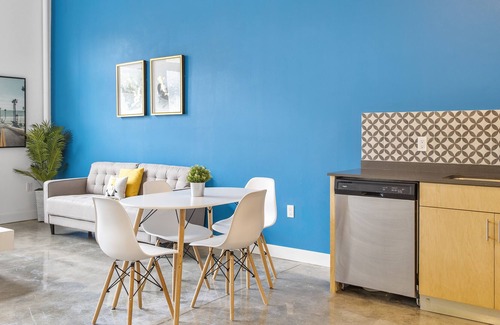 East Little Havana Apartment | HOMI l Little Havana Suites