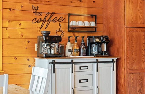 Mattawana Cabin | Honeygrove Hideaway