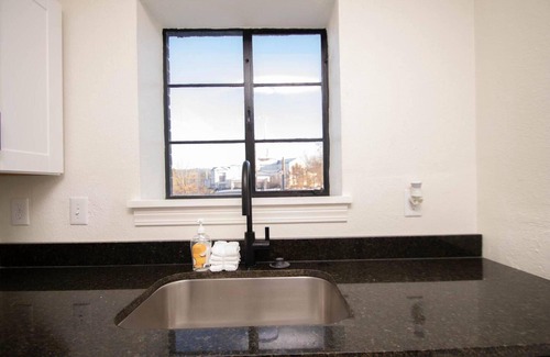 Hot Springs Apartment | Honeymoon in Hotsprings