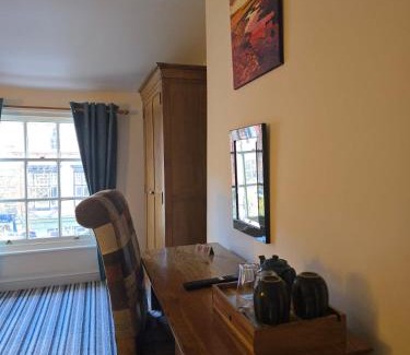 Llanidloes Hotel | Honeymoon Suite