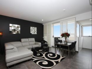 Newcastle Apartment | Honeysuckle Executive Apartments