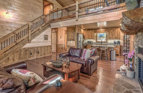 Morganton Cabin | Hooch Holler - Pet Friendly | Hot Tub | Outdoor Fireplace