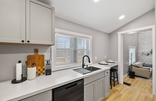 Bloomington House | Hoosier HQ: Sleek 3-Bed Near IU