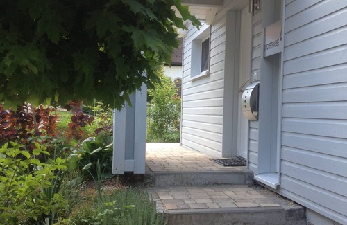 Schienen House | Höri holiday home on the idyllic Untersee, artist corner on Lake Constance