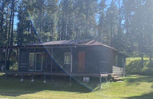 Rapid City Cabin | Horse Creek Resort - Cabin 2