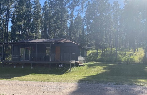 Rapid City Cabin | Horse Creek Resort - Cabin 2